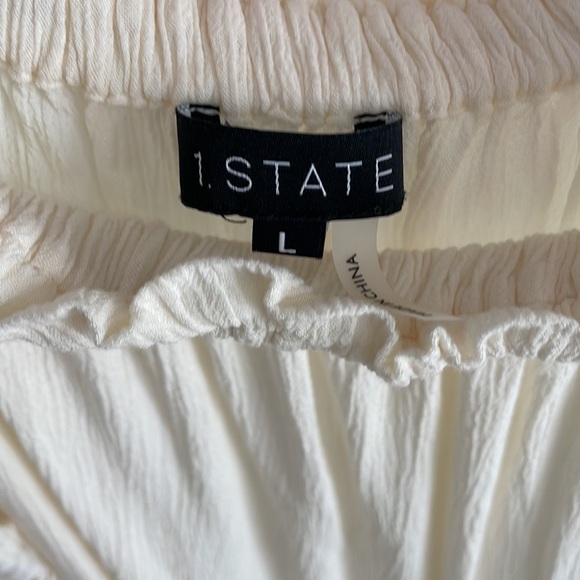 Ivory off the shoulder blouse - Picture 4 of 6